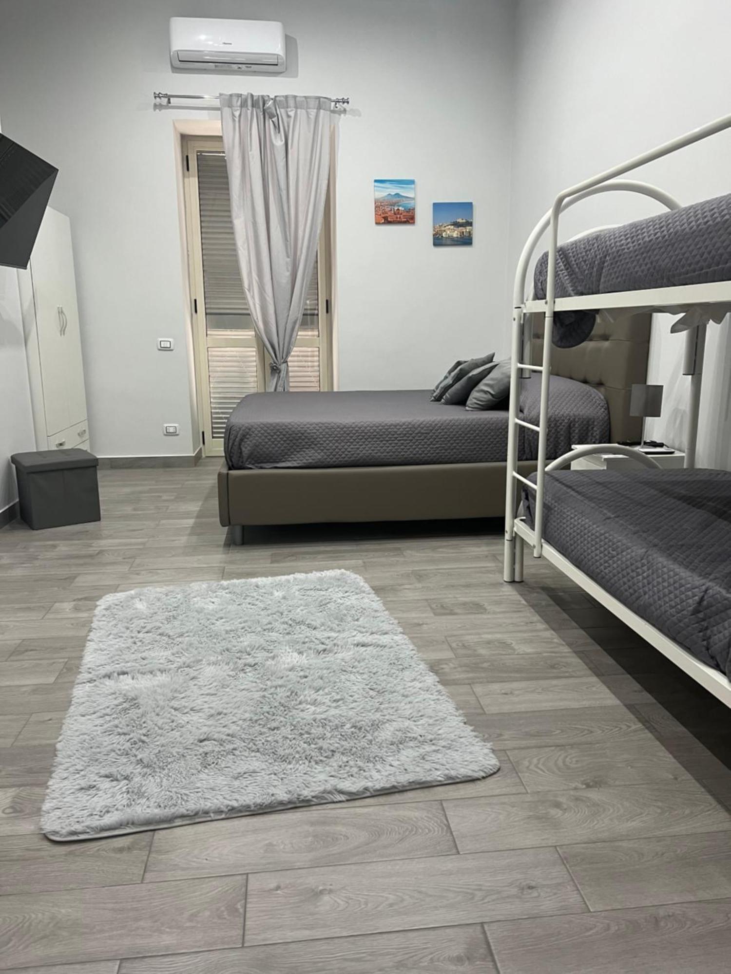 Home Partenope Napoli Eksteriør billede